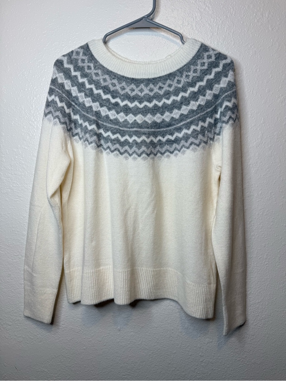 Banana Republic Factory Women's Fair Isle Crewneck Sweater Cream Size S Petite